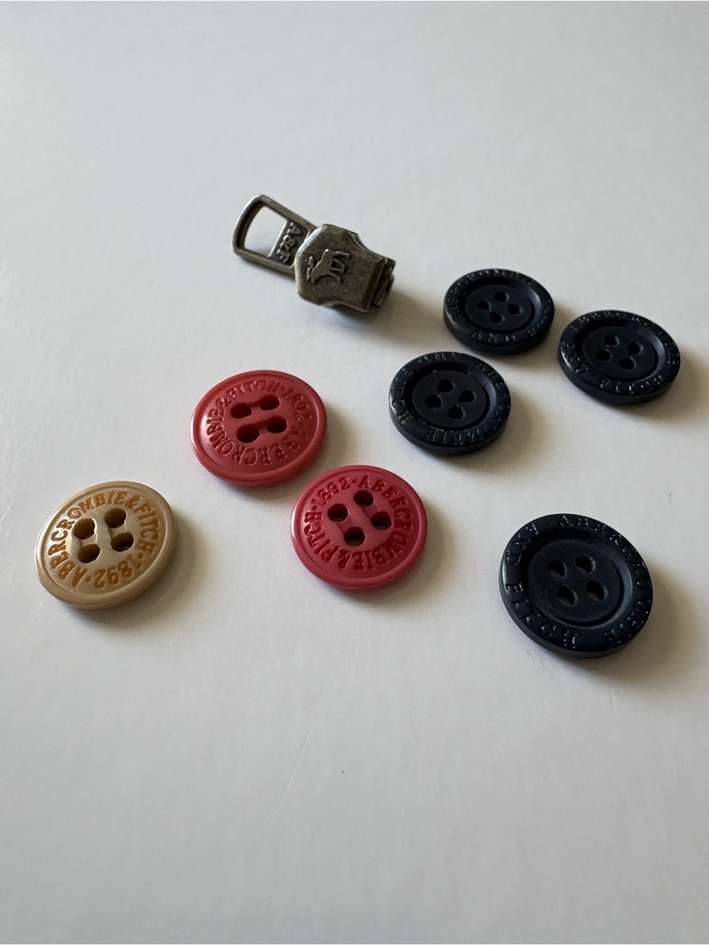 Vintage Y2K Abercrombie & Fitch Replacement Zipper Pull & Buttons Assortment
